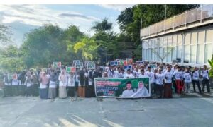 Ratusan Kader Alkhairaat Bergabung dengan Relawan Berani Gaspoll, Nyatakan Dukungan untuk Anwar- Reny