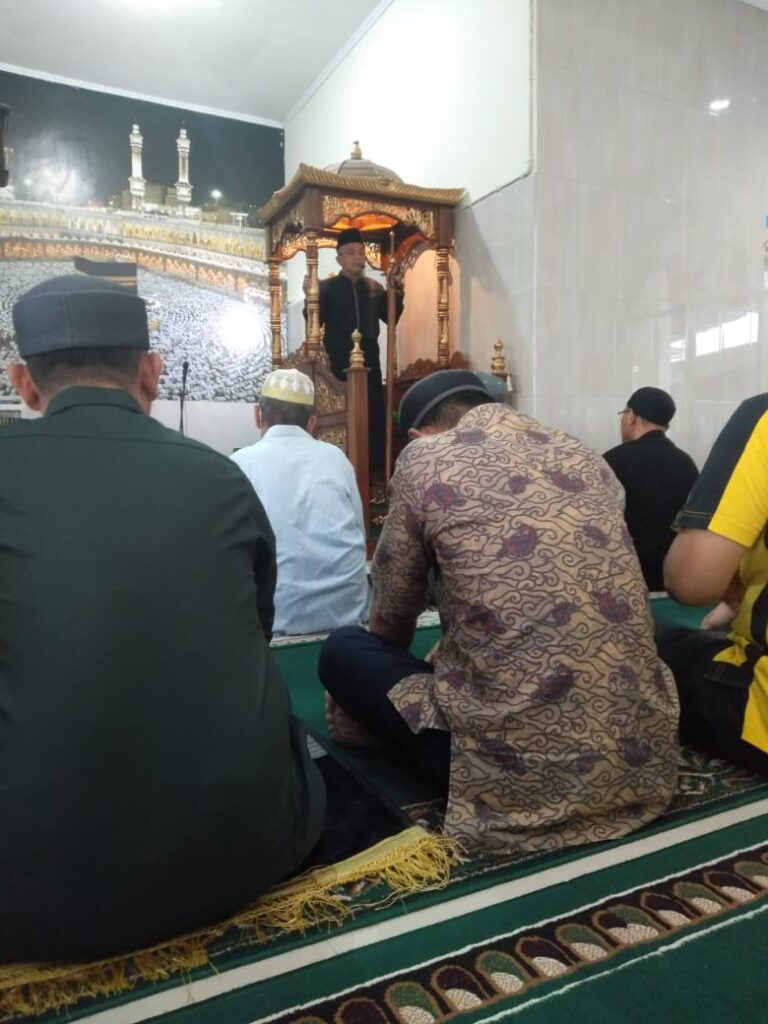 Khutbah Jumat di Masjid Al- Musyawarah,  Hadianto Sampaikan Pesan Manfaatkan Potensi Diri