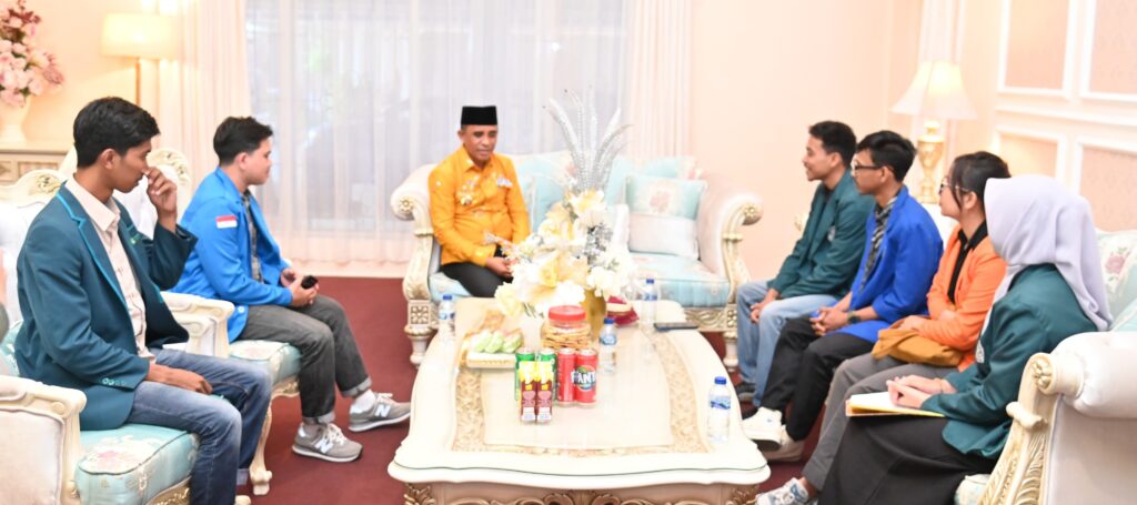 Gubernur Sulteng Terima Audiensi Presiden Mahasiswa, Bahas Isu Lingkungan dan Beasiswa Pendidikan
