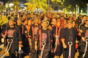 Hadiri Penutupan Grebeg Suro, Menteri Kebudayaan Sampaikan Reog Sebagai Cerminan Kekayaan Budaya Indonesia