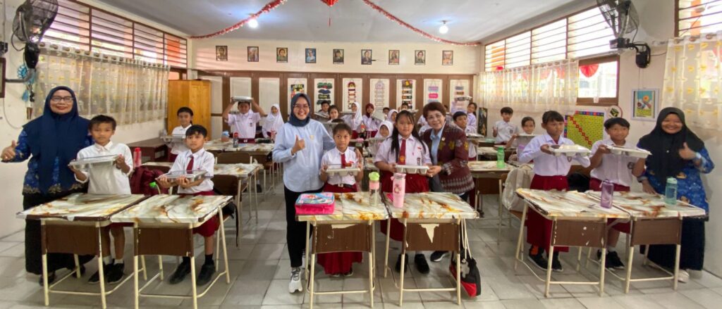Anggota DPRD Kota Palu Tinjau Pelaksanaan MBG di SDN 3 Palu