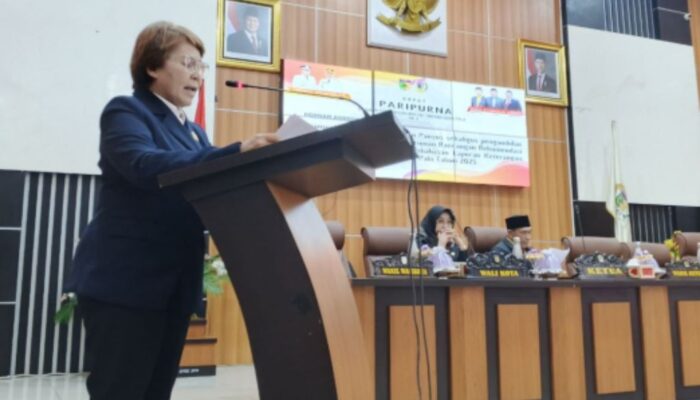Rustia Tompo Pimpin Fraksi Hanura DPRD Kota Palu