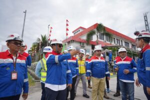 Pastikan Kehandalan Sarfas, Komisaris Pertamina Patra Niaga Cek Langsung Unit Operasi dan Lembaga Penyalur di Makassar