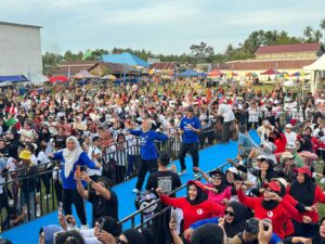 Zumba Massal Perempuan BERANI, dr. Reny Lamadjido Kampanyekan Hidup Sehat