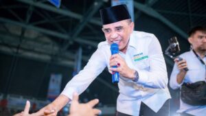 Disebut Deklarasi Berlebihan dengan Konser, Anwar Hafid: Ini Cara Dekat dengan Rakyat