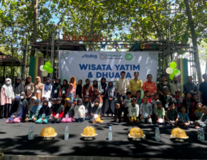 IZI Sulteng dan Bulog Gelar “Wisata Yatim Dhuafa” di Taman Jati Langaleso