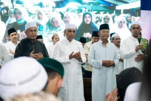 Ribuan Jamaah Hadiri Sulteng Bershalawat di Palu