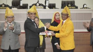 Serah Terima Jabatan Gubernur, Anwar Hafid Siap Lanjutkan Pembangunan Sulteng