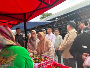 Belanja Takjil di Pasar Ramadhan Palu Bisa Pakai QRIS