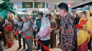 Ramayana Resmi Buka Kembali, Pengunjung Membludak