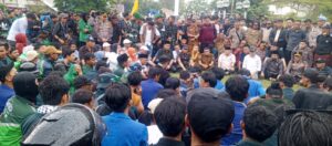 Demonstrasi Berlangsung Tertib,  Ormas dan Komunitas Ojol Apresiasi Pengamanan Polresta Palu