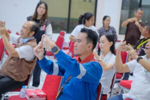 Pertamina Latih Petugas SPBU Bahasa Isyarat, Wujudkan Layanan Publik Inklusif bagi Konsumen Tuli