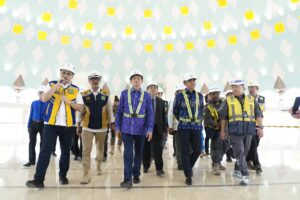 SIAP DIRESMIKAN, Menag dan Gubernur Sulteng Tinjau Progres Pembangunan Masjid Raya Baitul Khairaat