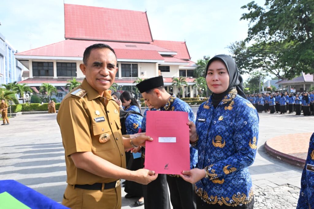 Sebanyak 1.103 PPPK di Sulteng Terima SK Pengangkatan Tahap II