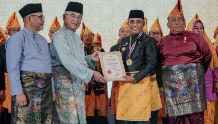 Pimpin DMDI, Anwar Hafid Komitmen Majukan Sulteng Lewat Jalur Budaya