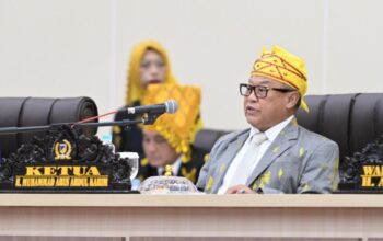 Pimpin Paripurna HUT ke-62, Ketua DPRD Sulteng Ajak Perkuat Komitmen Pembangunan Daerah
